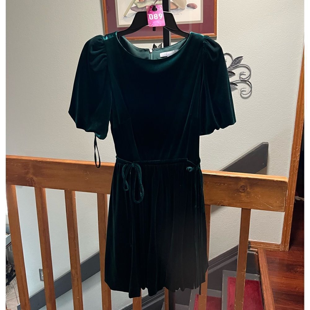NWOY}T Antonio Melani Elegant Green Velvet Dress Size 4 #089
